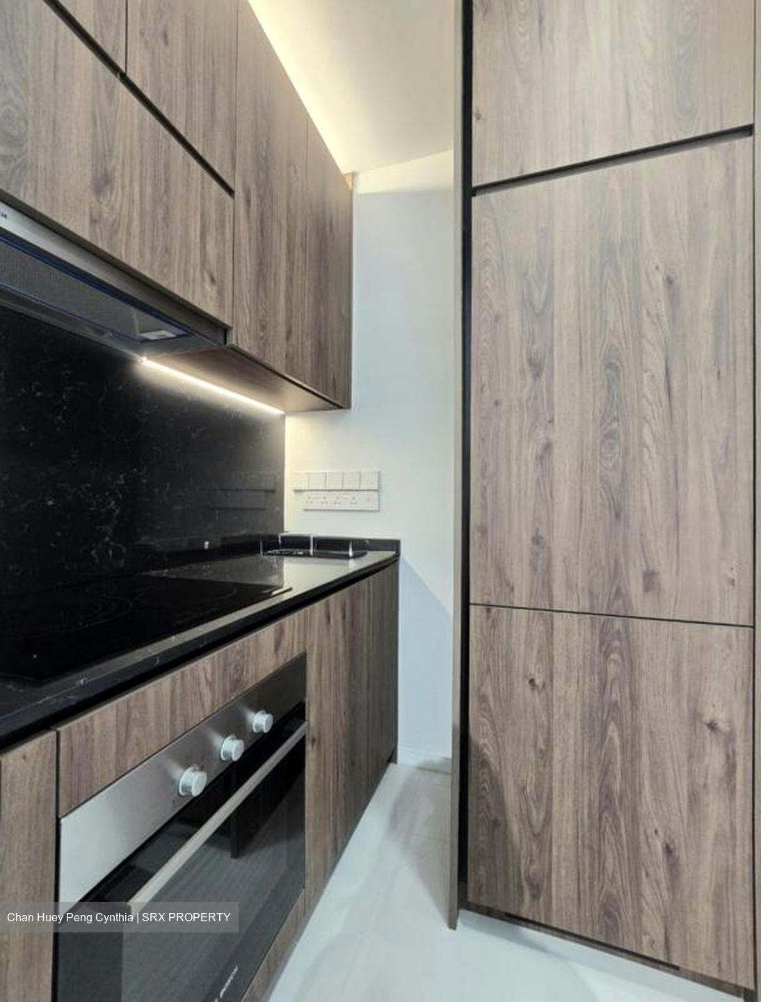 Phoenix Residences (D23), Apartment #524072381